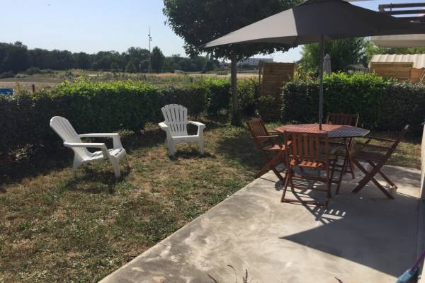 Photo Appartement à Jonzac au rez-de-chaussée avec jardin et parking