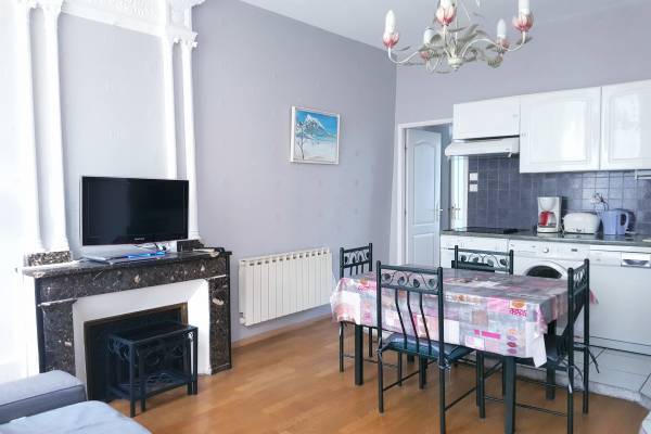 Photo Beau T2 entièrement renové - à 3 min à pied des Thermes de Luchon