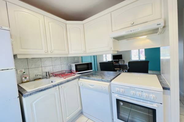 Photo PROCHE DES THERMES DE BAINS-LES-BAINS, F3 AU 1ER ETAGE - GAMBETTA -