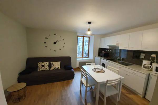 Photo Appartement T2 à Plombières les Bains au 1er étage tout confort 32 m²