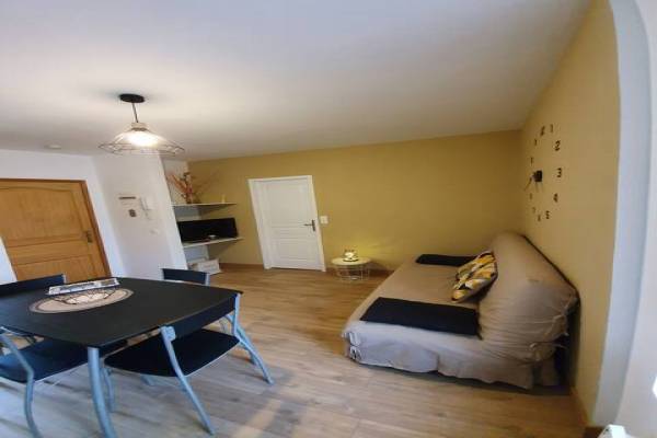 Photo Appartement tout confort 2 eme étage 32 m² avec balcon - centre de Plombière les Bains