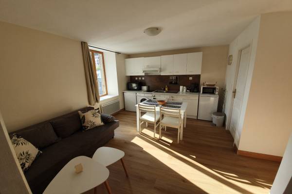 Photo Appartement tout confort 32 m² 3 ème étage, 300 mètres des thermes de Plombières les Bains