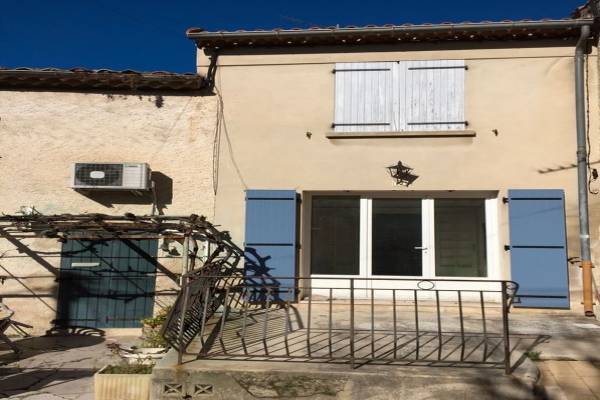 Photo Logement avec 2 chambres et terrasse - climatisé - Gréoux les Bains