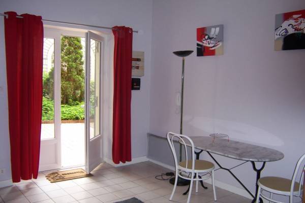 Photo Studio en rez de chaussée à Vichy