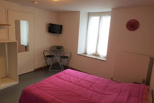Photo À 150 m de l'établissement thermal de Bourbonne-les-Bains, studio refait à neuf pour 2 personnes ...
