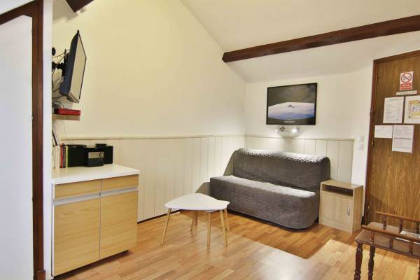 Photo Studio à 850 m des thermes de Luchon, vue montagne, wifi gratuit, cave, 3*