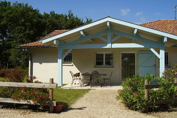 Photo Gite avec 2 chambres et extérieur proche des thermes de Saubusse et Dax