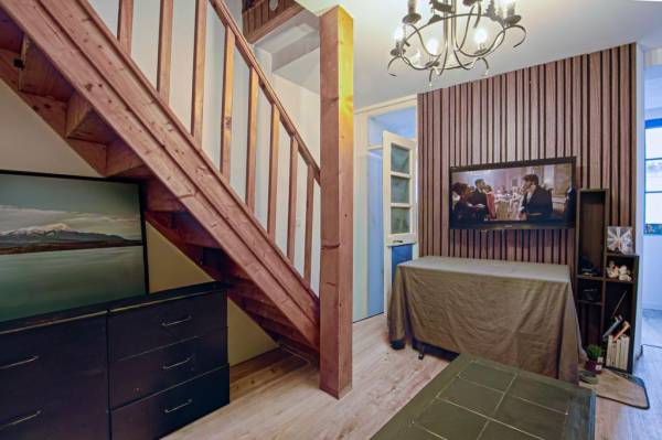 Photo Grand T2 avec chambre sous les toits à 250 mètres des thermes d'Aix-les-Bains