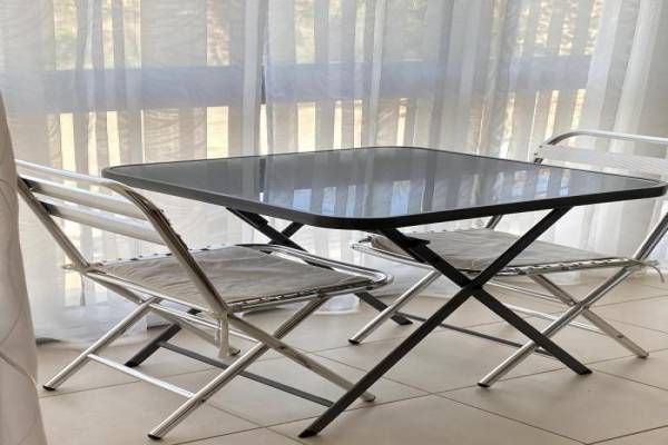 Appartement avec terrasse et parking à Gréoux les Bains proche de la cure