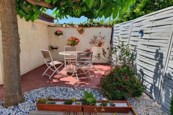 Photo Appartement T2 au 1er étage d'une villa à FRONTIGNAN (34110) 