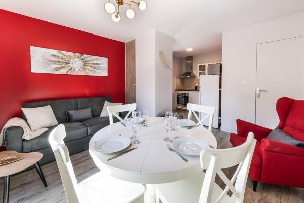 Photo APPARTEMENT T3 COSY ET ENSOLEILLE A BRIDES LES BAINS