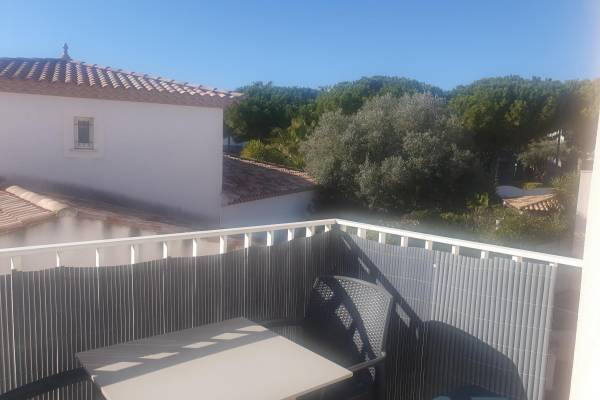 Photo Studio climatisé à Balaruc-les-Bains avec terrasse