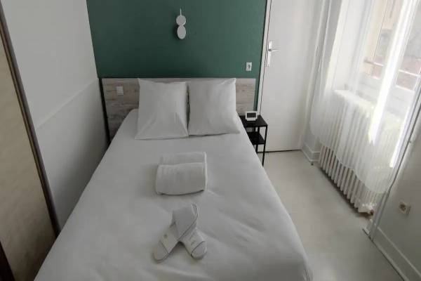 Photo Charmant T1 proche de la cure de Néris les Bains -S7-