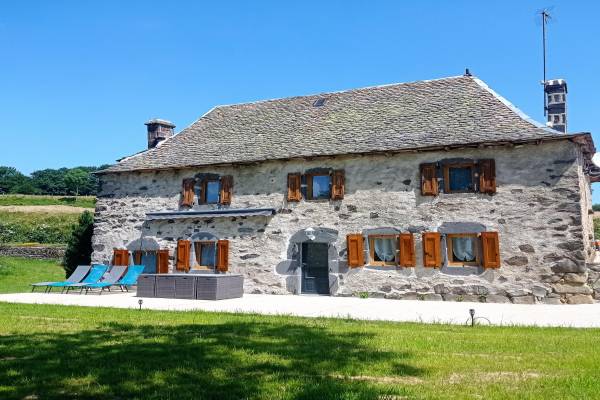 Photo Maison vacances Chaudes-Aigues avec 3 chambres