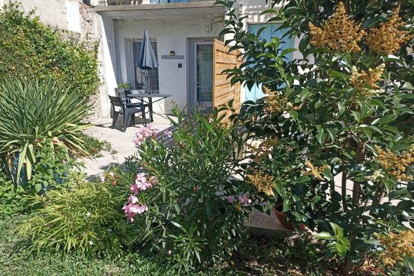 Photo Appartement en rez-de-jardin avec terrasse et piscine pour les curistes de Molitg-les-Bains - ARO