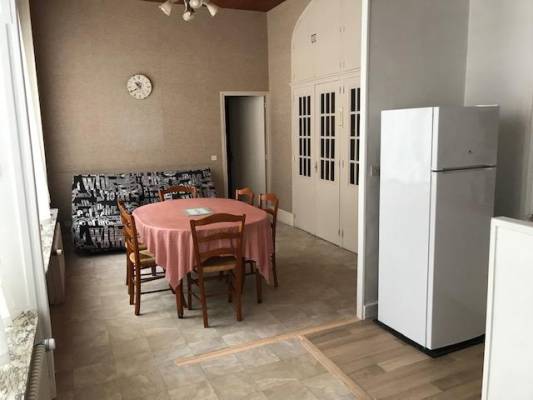 Photo Appartement calme et lumineux à 260m des thermes La Bourboule en rez-de-chaussée