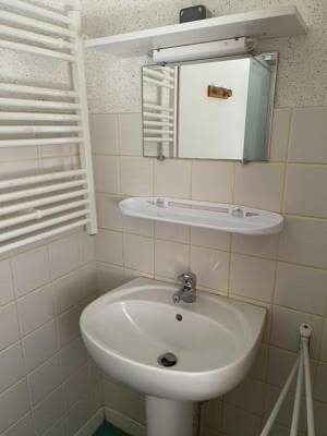 Appartement face au centre thermal de Bains les Bains en rez-de-chaussée