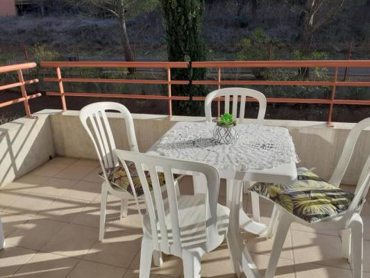 Photo Lamalou les Bains : 2 pièces climatisé avec balcon dans une résidence récente