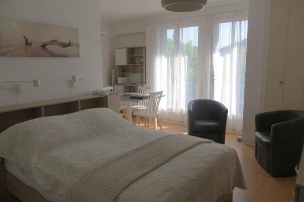 Photo AMELIE LES BAINS-STUDIO classé 2* 50m des THERMES