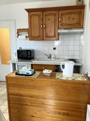 Photo Studio à Gréoux les Bains avec 2 lits simples + balcon