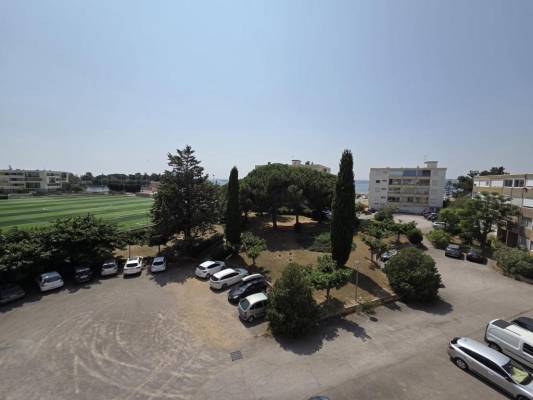Photo Appartement T3 de 67 M2 à Balaruc, Ascenseur, Parking, Climatisation