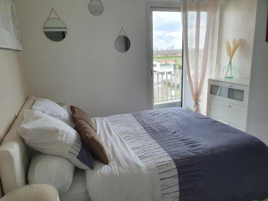 Photo 2 pièces à Dax rue des Jardins avec balcon et parking