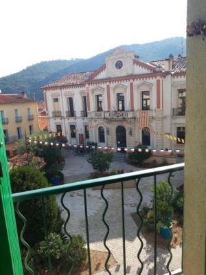 Photo 2 pièces à Amélie les Bains à 350 mètres de la cure avec un arrêt de navette
