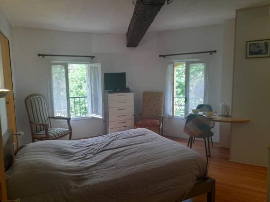 Photo Studio à 100 mètres des thermes d'Amélie les Bains