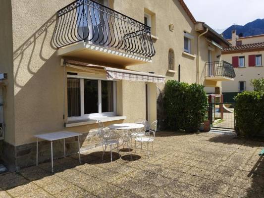 Photo Studio climatisé en rez-de-chaussée à 650 mètres des thermes de Vernet les Bains