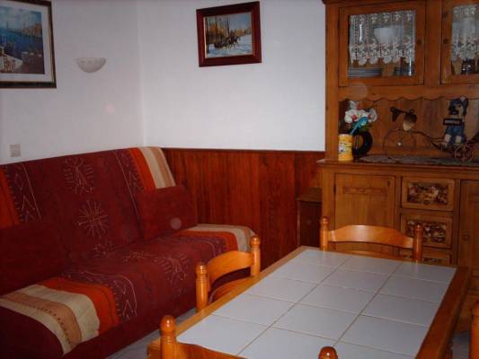 Photo appartement de 30 M2 conçu que pour 4 personnes sans ascenseur au Mont-Dore