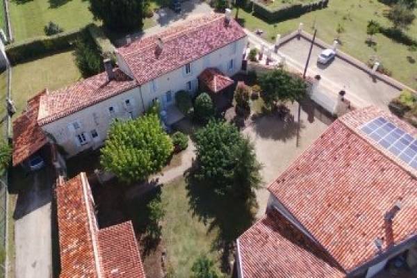 Photo Location à Jonzac dans une ferme charentaise du XVII siecle