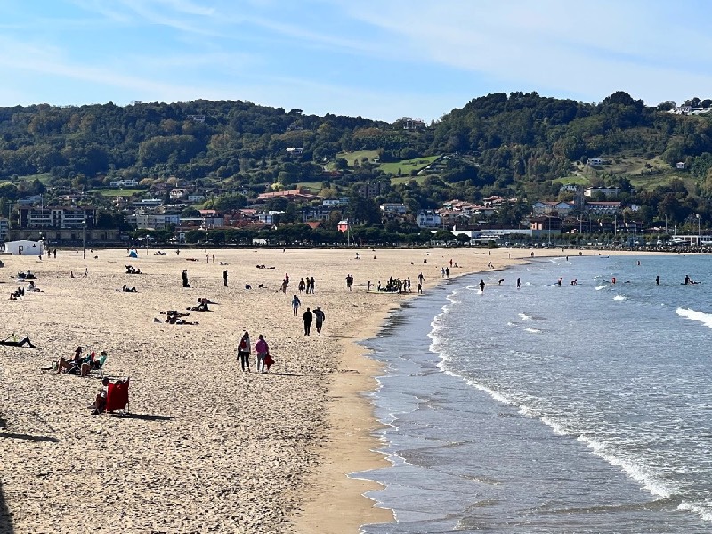 La grande plage d'Hendaye